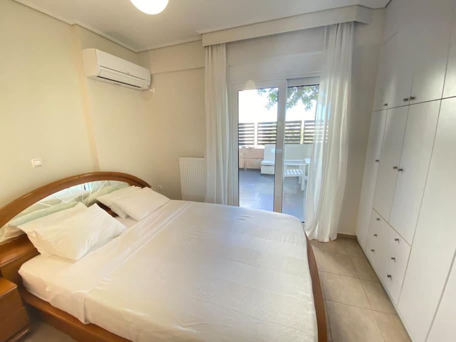 Cozy 2 Room Apartment With Garden Near Athens Air-Port Ártemida Kültér fotó