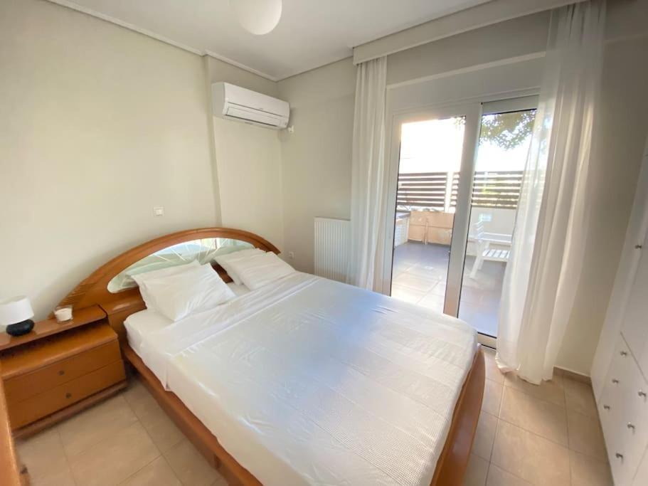 Cozy 2 Room Apartment With Garden Near Athens Air-Port Ártemida Kültér fotó