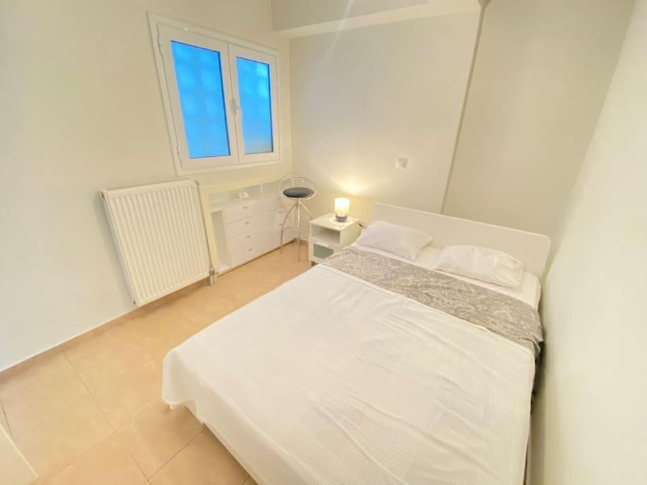 Cozy 2 Room Apartment With Garden Near Athens Air-Port Ártemida Kültér fotó